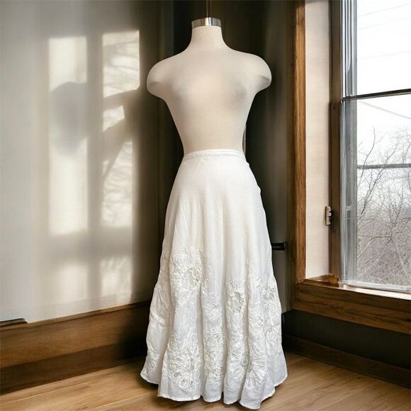 Chico’s White Peasant Skirt Midi Floral Beaded Cottage 1 Large - Picture 1 of 7